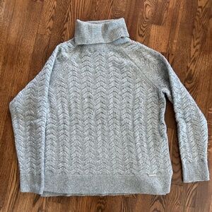 NWOT Women’s Michael Kors Gray Knit Sweater Medium